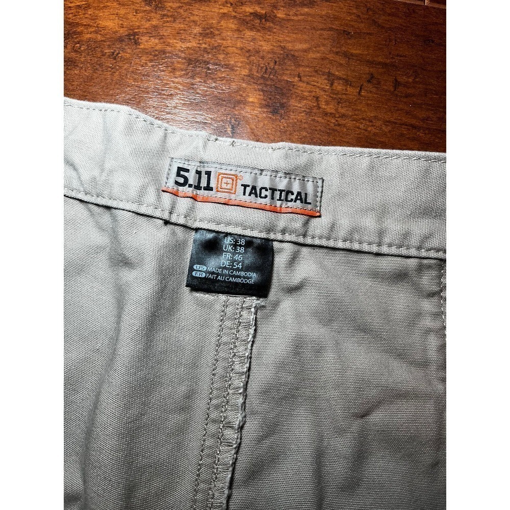 511 Tactical Tan Cargo Casual Shorts Mens Sz 38 - Picture 2 of 6